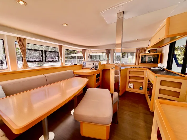 Spring Tradition Yacht Photos Pics 