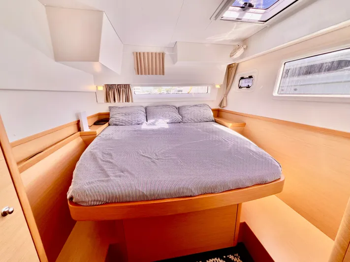 Spring Tradition Yacht Photos Pics 