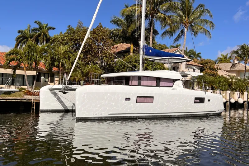 Spring Tradition Yacht Photos Pics 