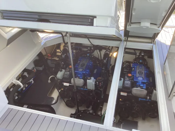 Steal Yacht Photos Pics Engine compartment of a 2020 Formula 380 Super Sport Crossover with dual engines.