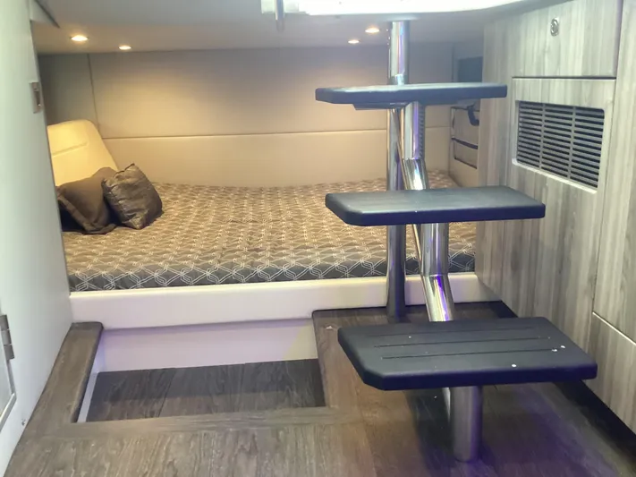 Steal Yacht Photos Pics 