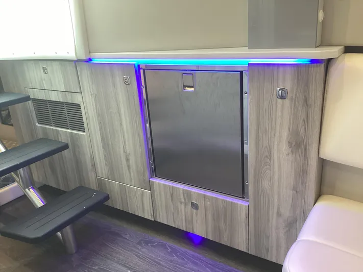 Steal Yacht Photos Pics 