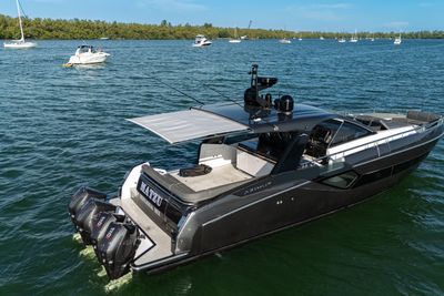 Yacht