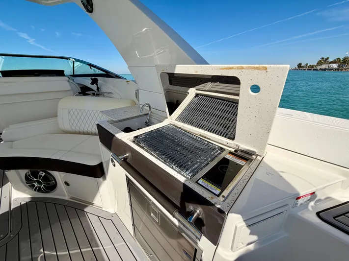 R&r Yacht Photos Pics 