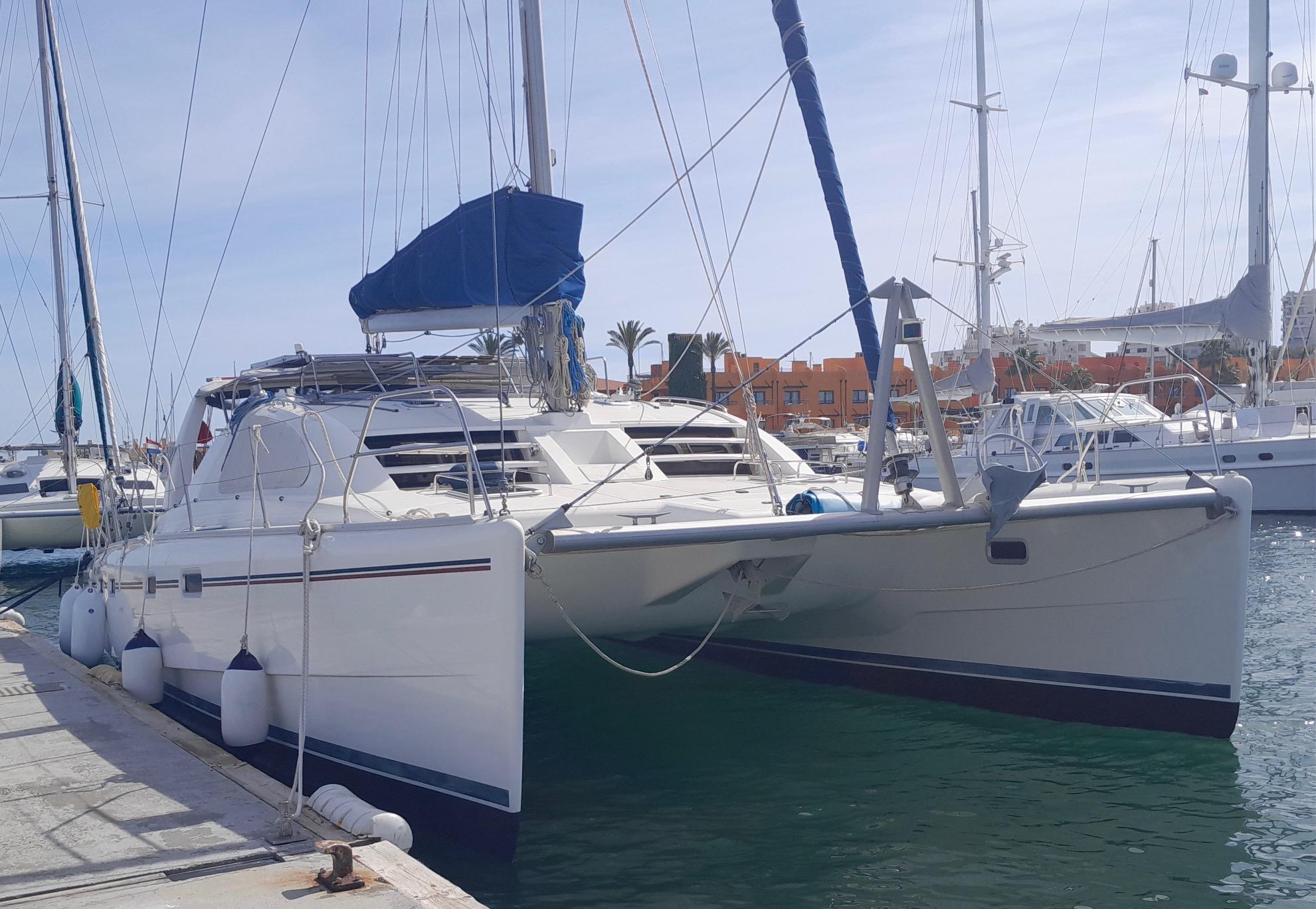 2002 Leopard 42 Catamaran for sale - YachtWorld