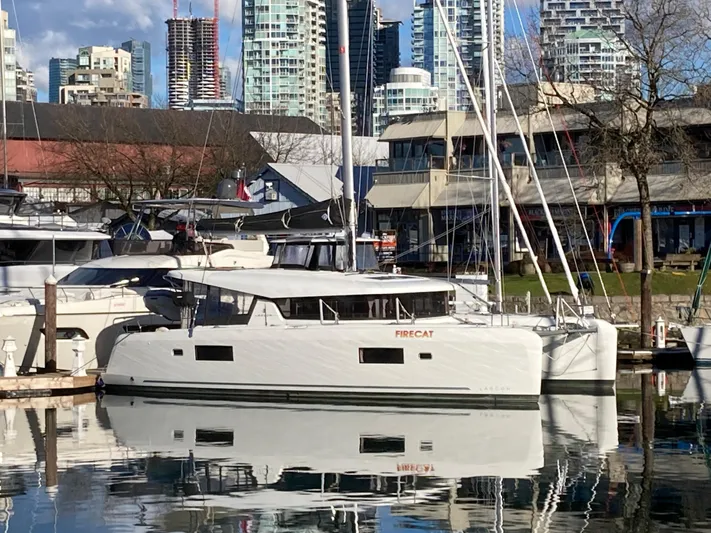 Firecat Yacht Photos Pics 