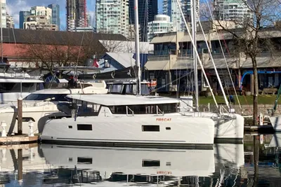 Lagoon 42