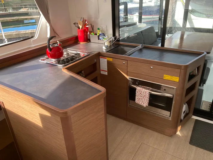 Firecat Yacht Photos Pics 