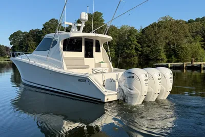 2014 Jupiter 41 Sport Bridge
