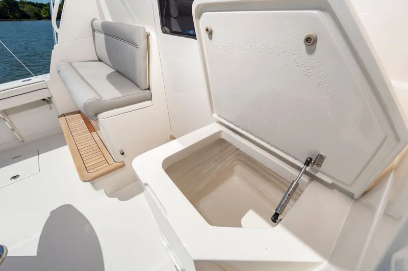 Surf Rider Yacht Photos Pics 