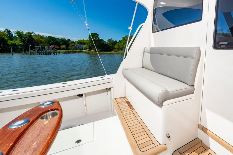 Surf Rider Yacht Photos Pics 