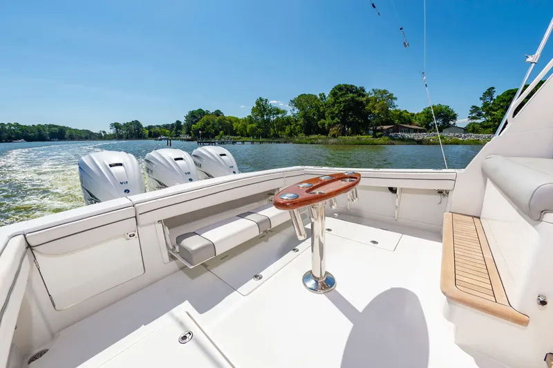 Surf Rider Yacht Photos Pics 