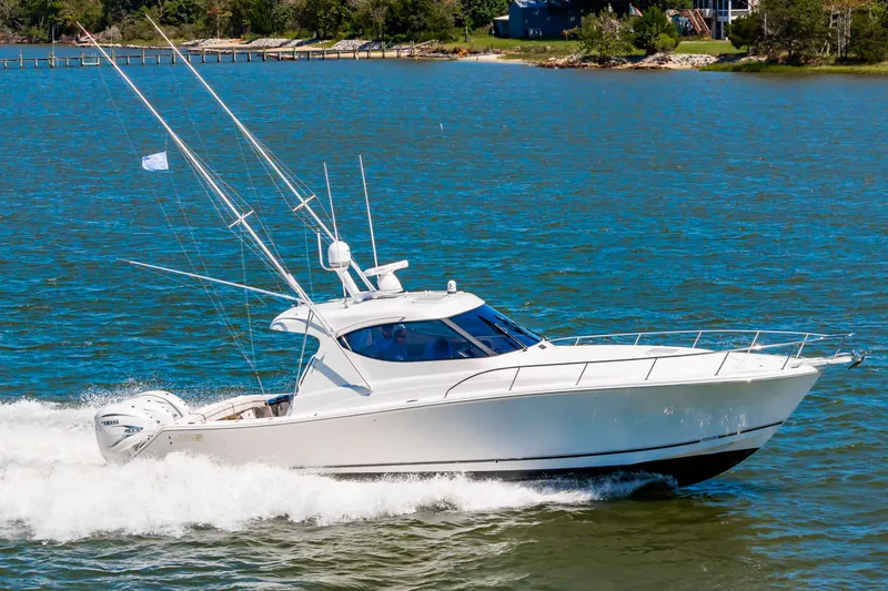 Surf Rider Yacht Photos Pics 