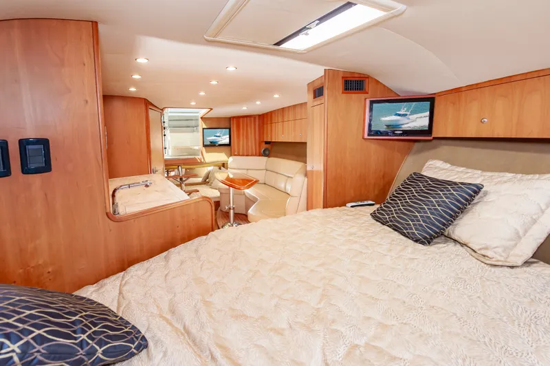 Surf Rider Yacht Photos Pics 