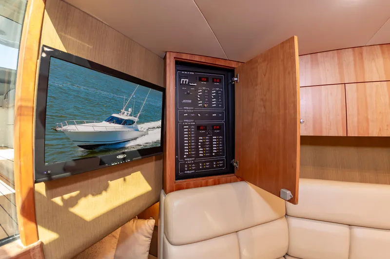 Surf Rider Yacht Photos Pics 