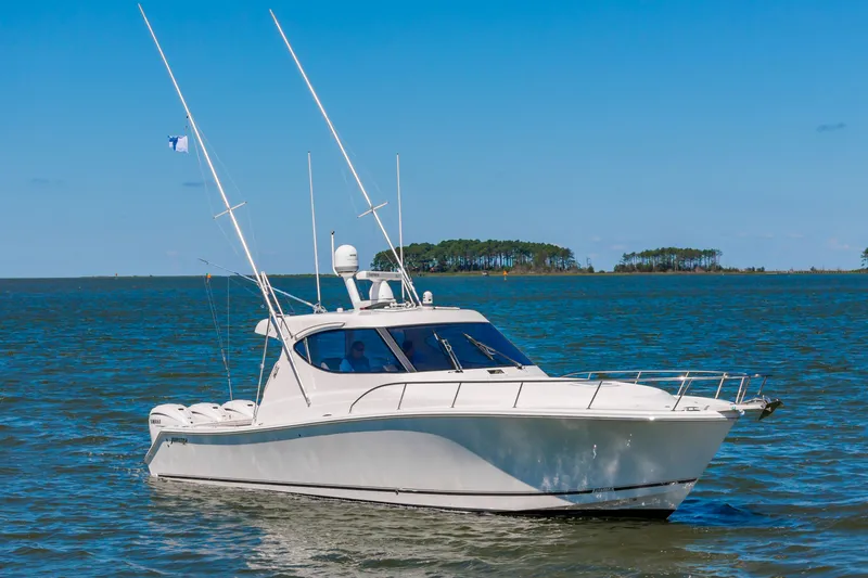 Surf Rider Yacht Photos Pics 