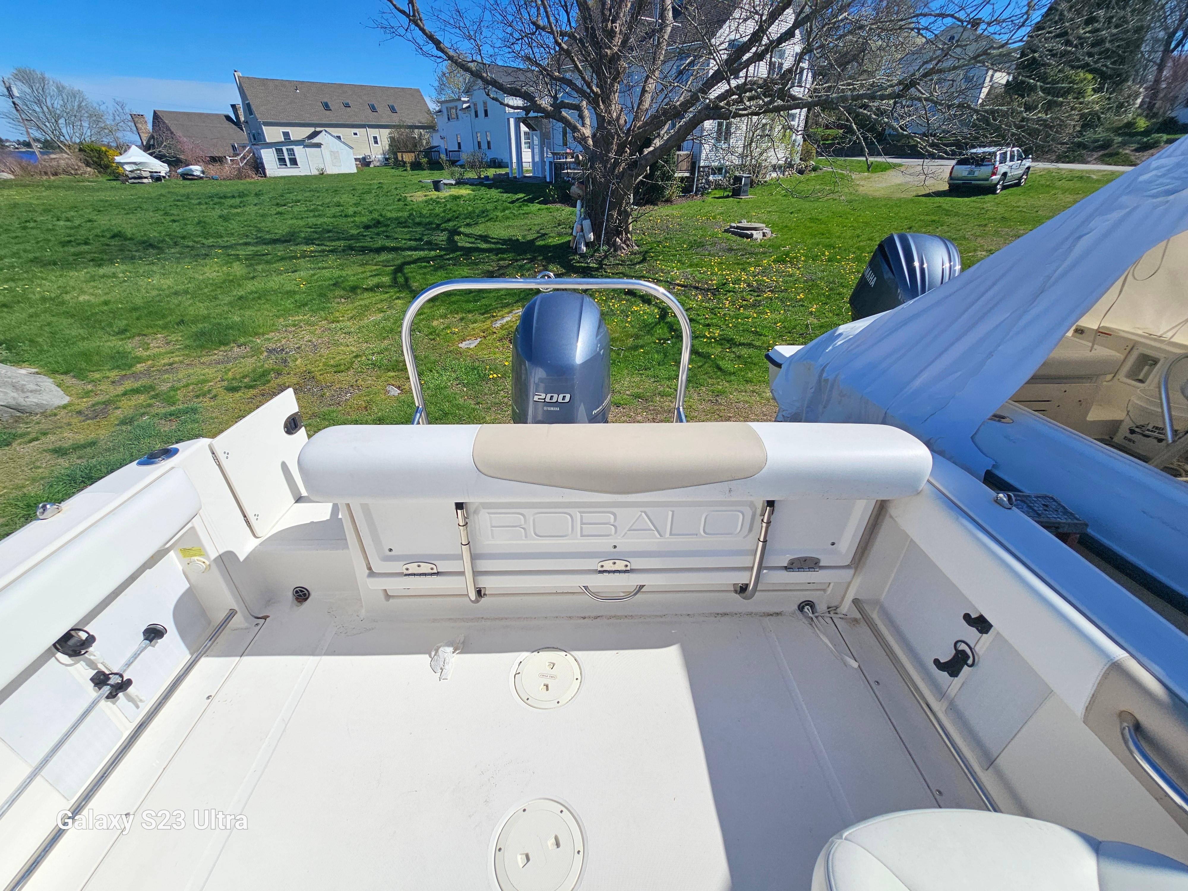 2019 Robalo R227 Dual Console Dual Console for sale - YachtWorld