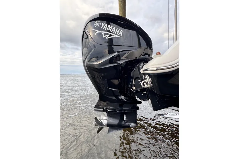 Sunset Chaser Yacht Photos Pics Outboard motor on 2023 Tidewater 320 CC Adventure boat, featuring Yamaha branding.