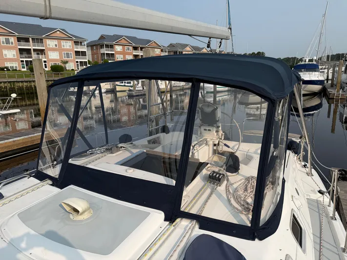 Lucky Dasher Yacht Photos Pics 