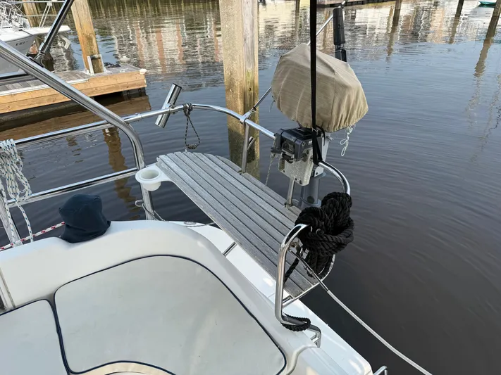 Lucky Dasher Yacht Photos Pics 