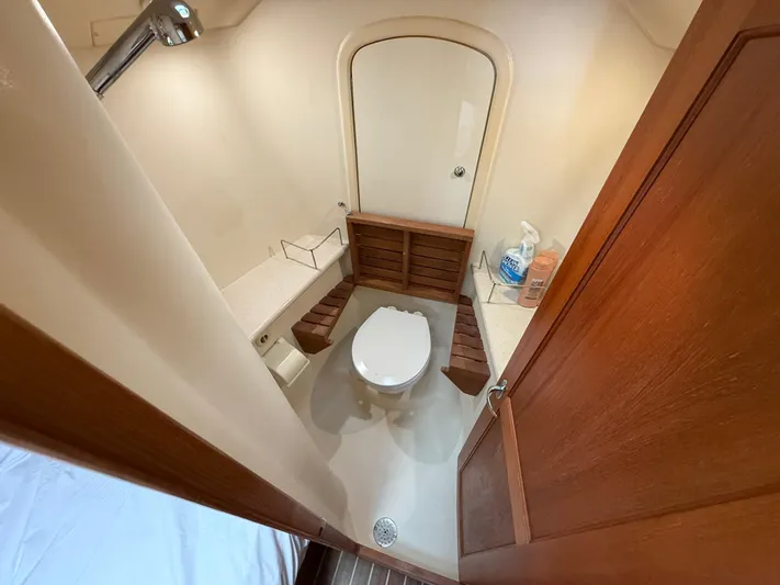 Lucky Dasher Yacht Photos Pics 