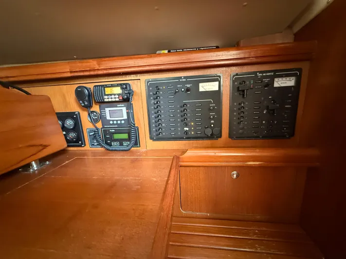 Lucky Dasher Yacht Photos Pics 