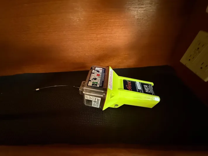 Lucky Dasher Yacht Photos Pics 