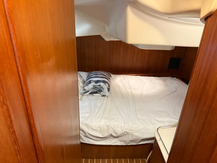 Lucky Dasher Yacht Photos Pics 