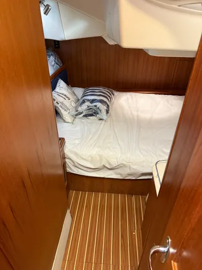 Lucky Dasher Yacht Photos Pics 