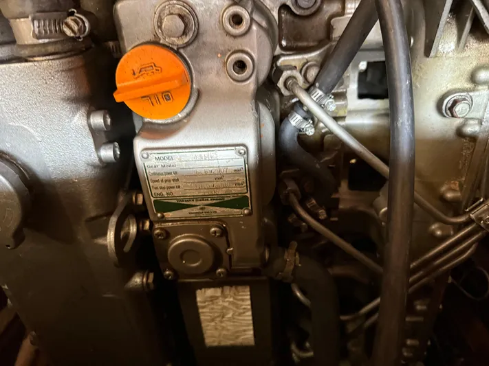 Lucky Dasher Yacht Photos Pics 