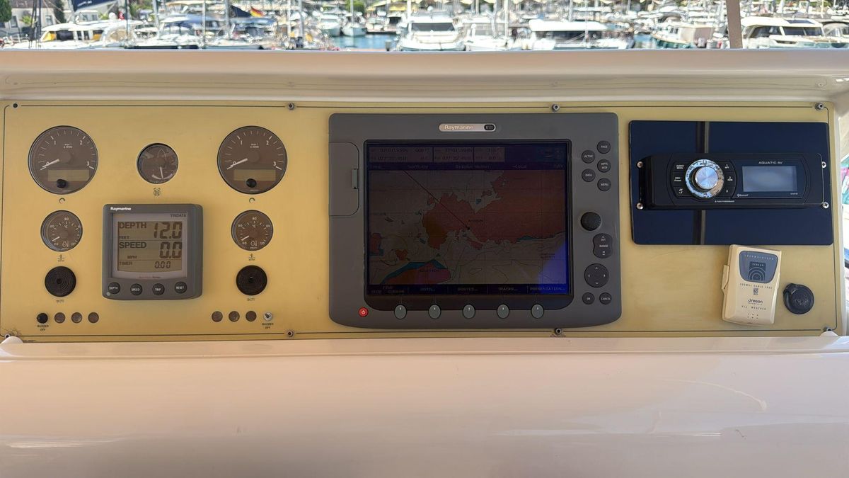 2007 Ferretti Yachts 60 