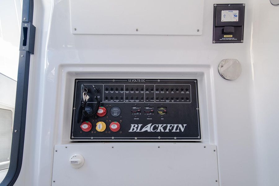 2018 Blackfin 272 CC