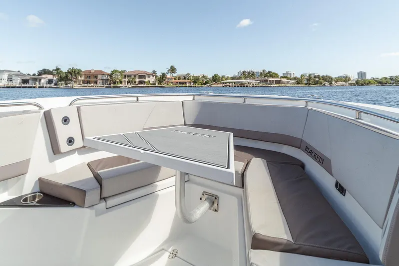 272 Blackfin Cc Yacht Photos Pics 