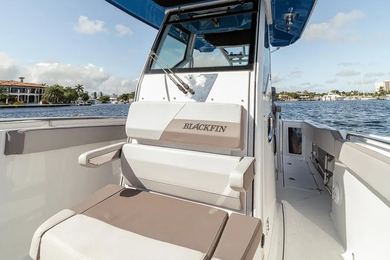 272 Blackfin Cc Yacht Photos Pics 