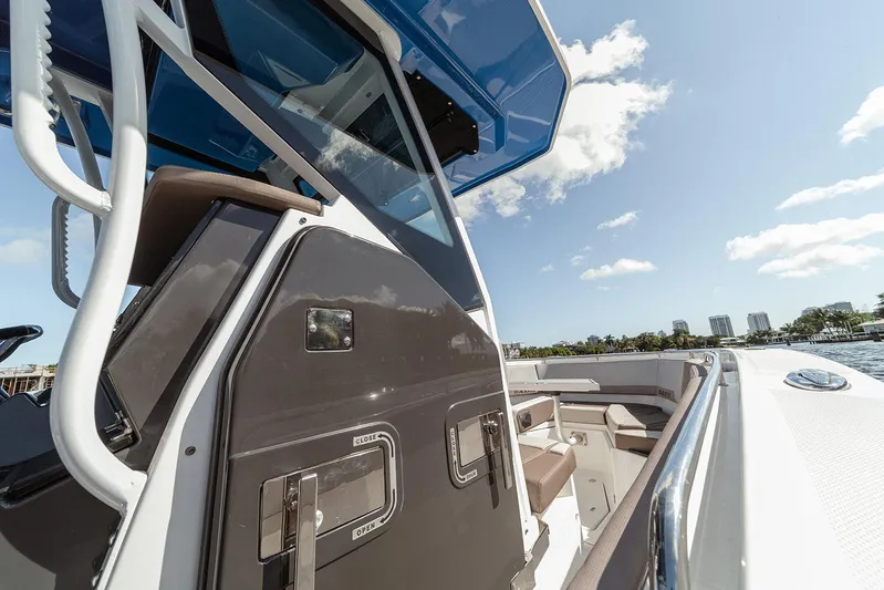 272 Blackfin Cc Yacht Photos Pics 