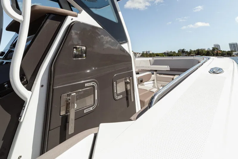 272 Blackfin Cc Yacht Photos Pics 