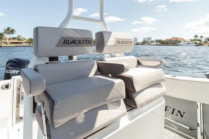 272 Blackfin Cc Yacht Photos Pics 