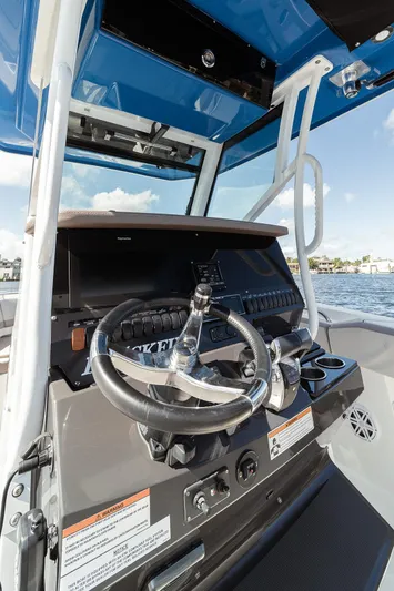 272 Blackfin Cc Yacht Photos Pics 