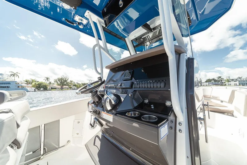 272 Blackfin Cc Yacht Photos Pics 