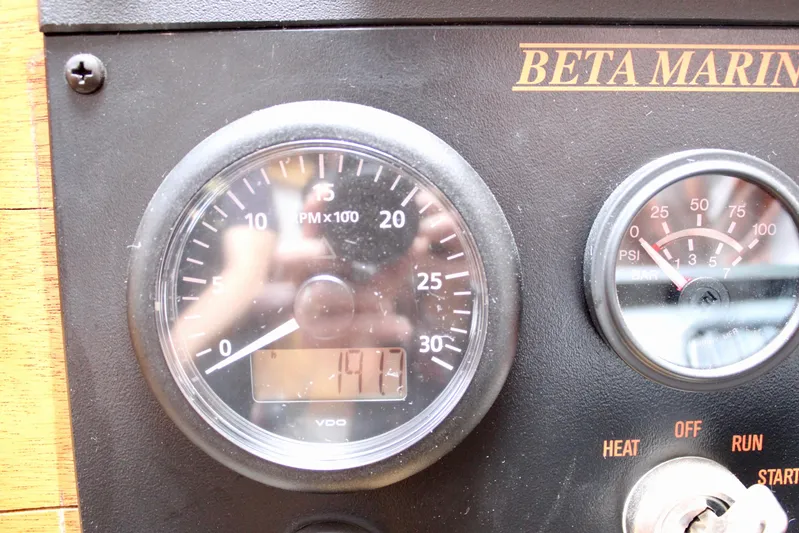 Phoenix Rising Yacht Photos Pics 