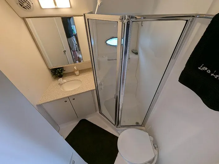 Lake Life Yacht Photos Pics 