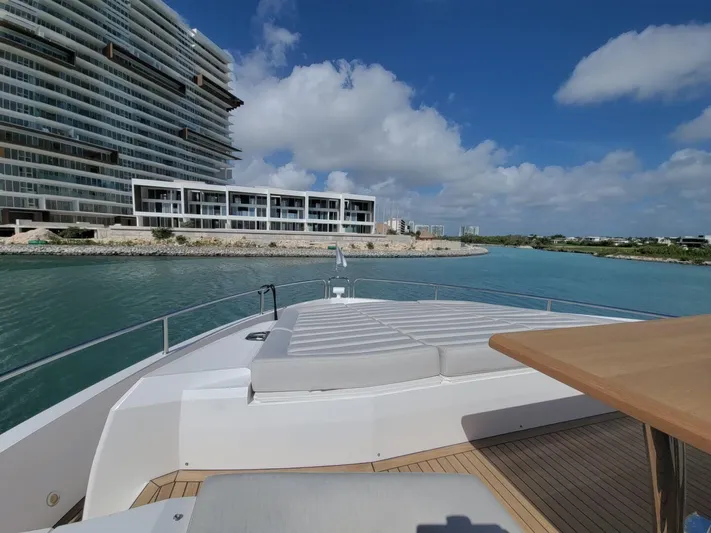 Tatis Yacht Photos Pics 