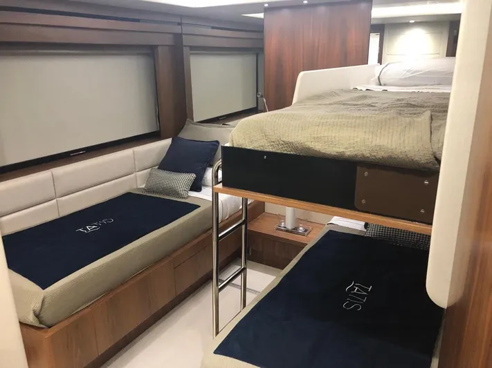 Tatis Yacht Photos Pics 