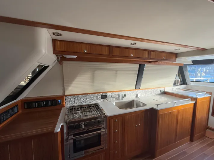 Arcturus Yacht Photos Pics 