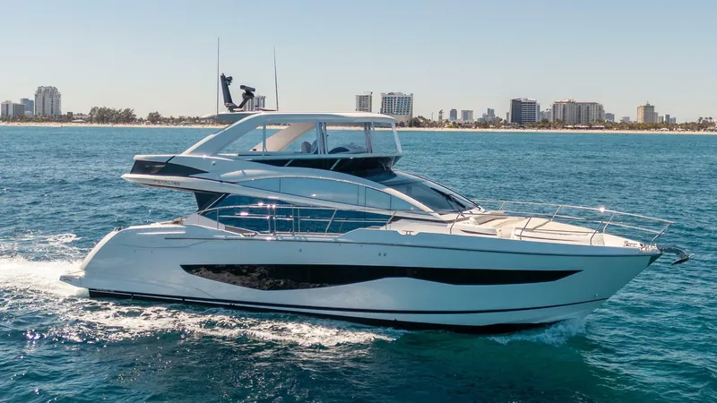 Thunder Road Yacht Photos Pics 
