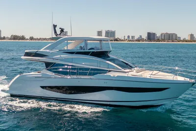 Pearl 62