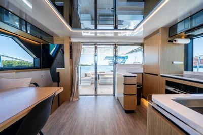 Yacht