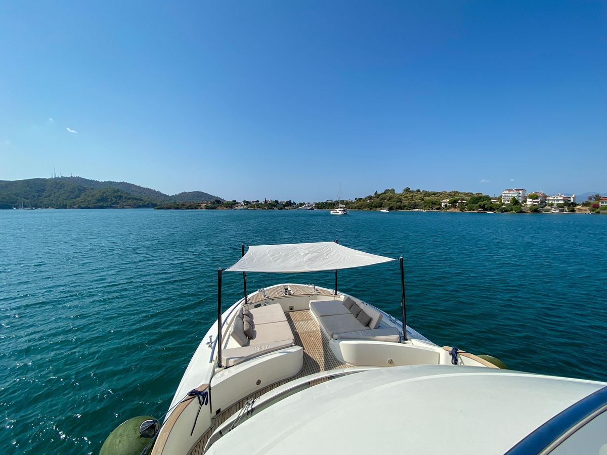 2018 Monte Carlo Yachts 64 