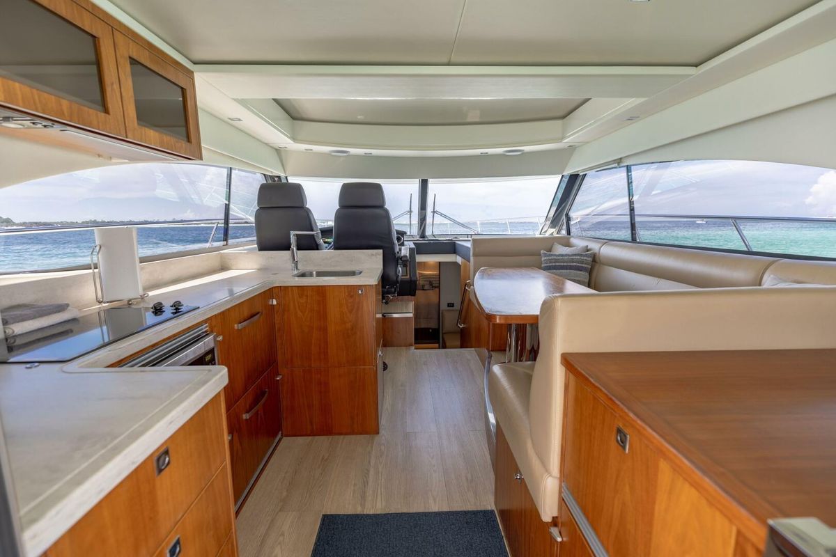 2018 Riviera 48 