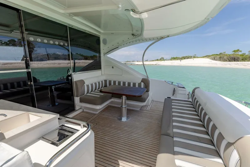 Runaway Island Yacht Photos Pics 2018 Riviera 4800 Sport Yacht- Runaway Island- Cockpit